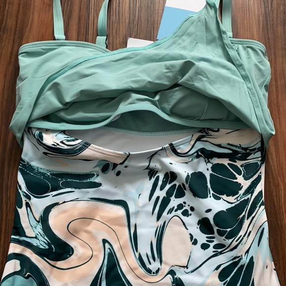 Flagpole Nora One Piece - Picture 9 of 13